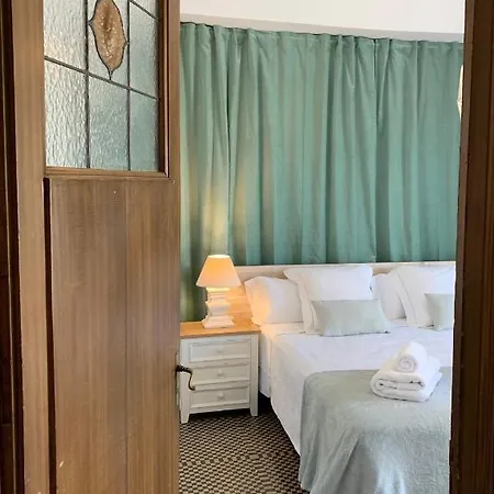 Apg Palau Salieti 3 * Girona