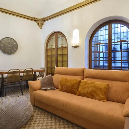 Apg Palau Salieti 3 Girona